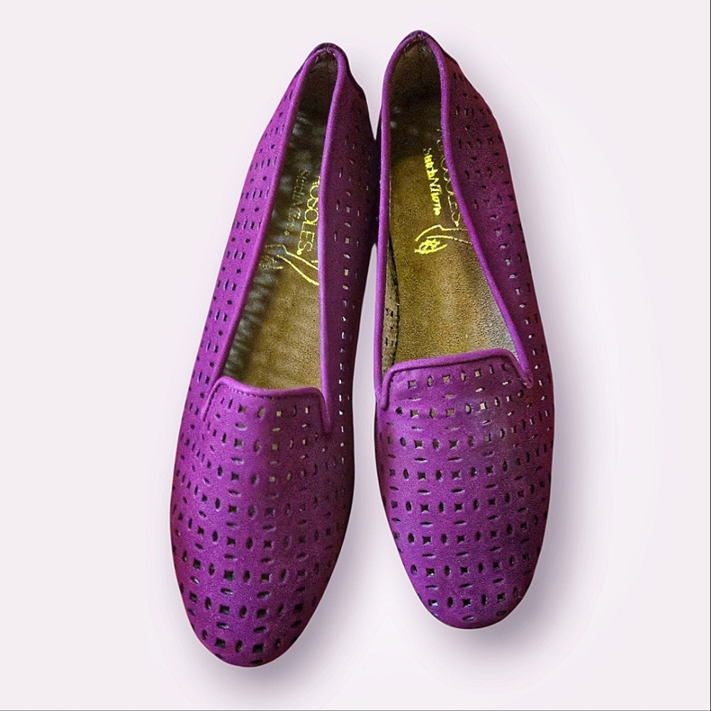 NEW! AEROSOLES Women's Raspberry Purple Perforated Nubuck Loafers. Size9M US.NIB